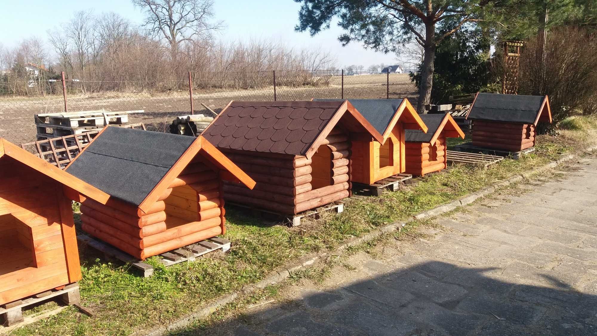 Buda dla psa ocieplana