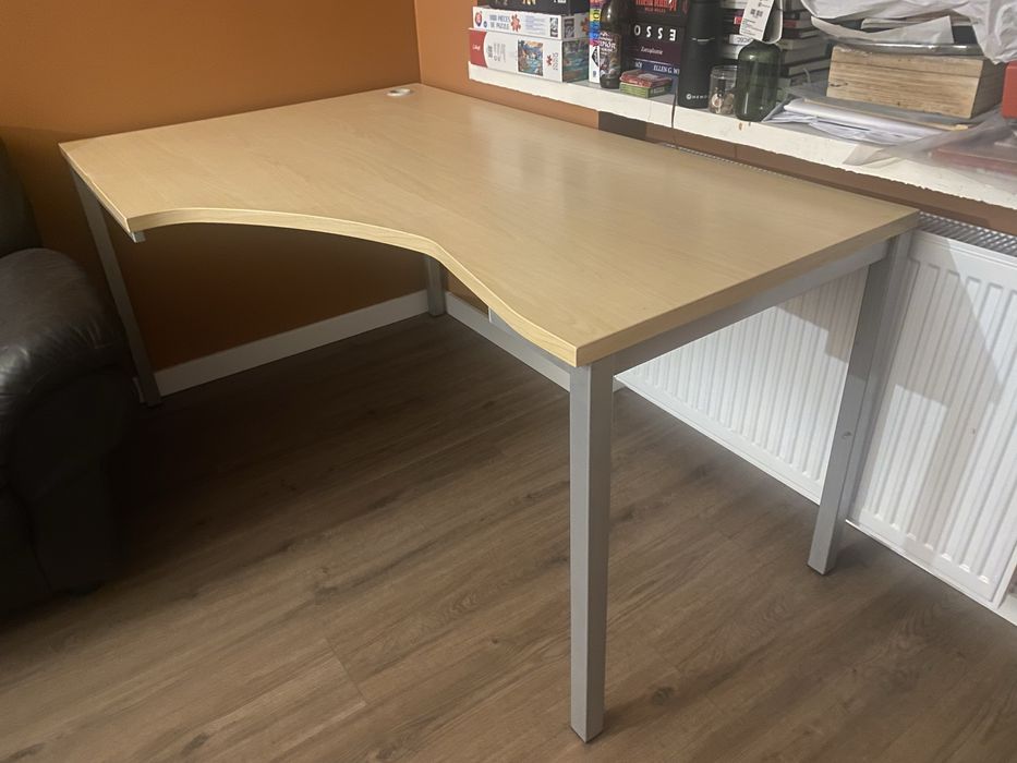 Biurko narożne biurowe