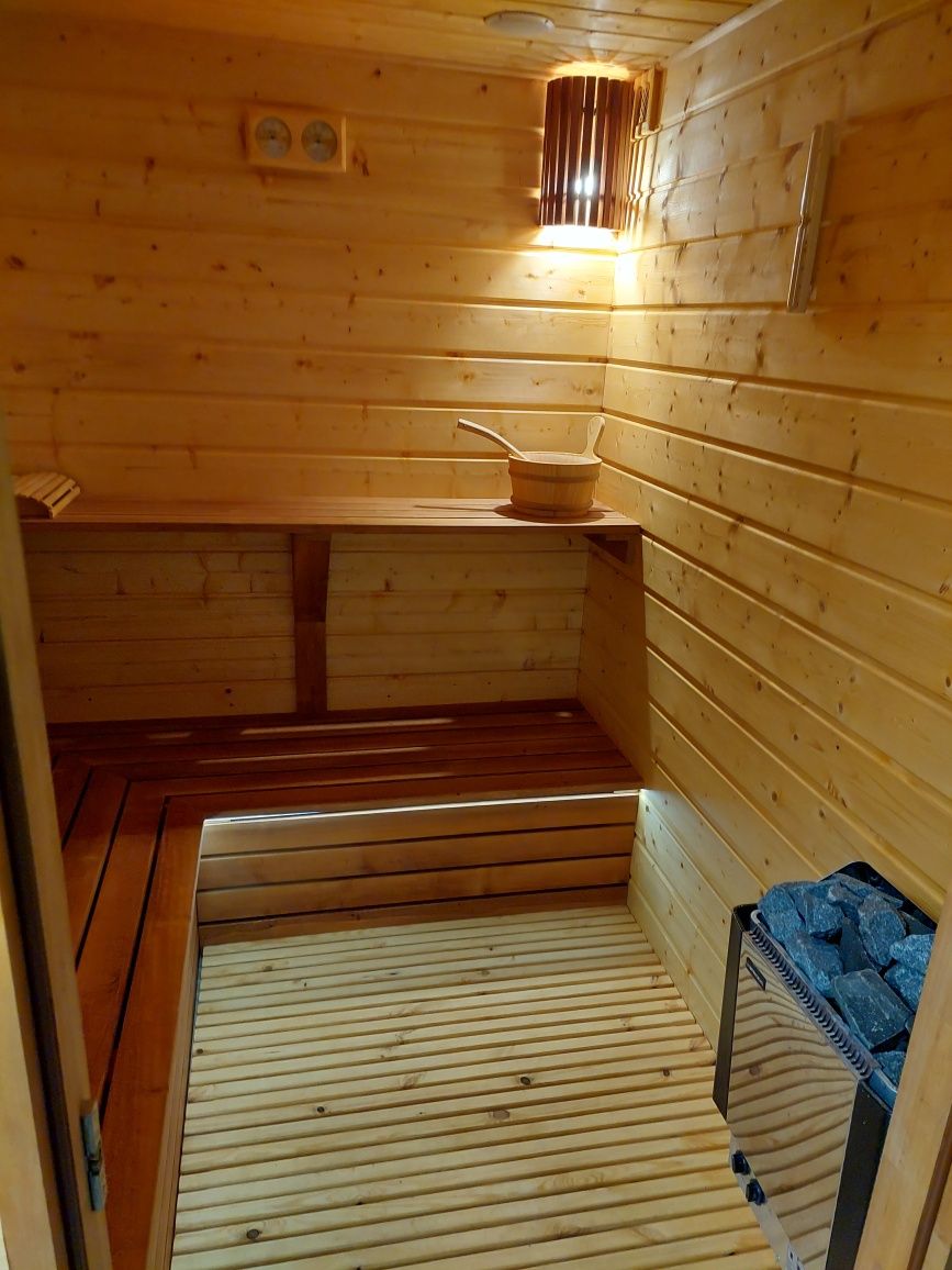 Domek nad jeziorem, Kaszuby,wakacje,weekend,jezioro,sauna,jacuzzi
