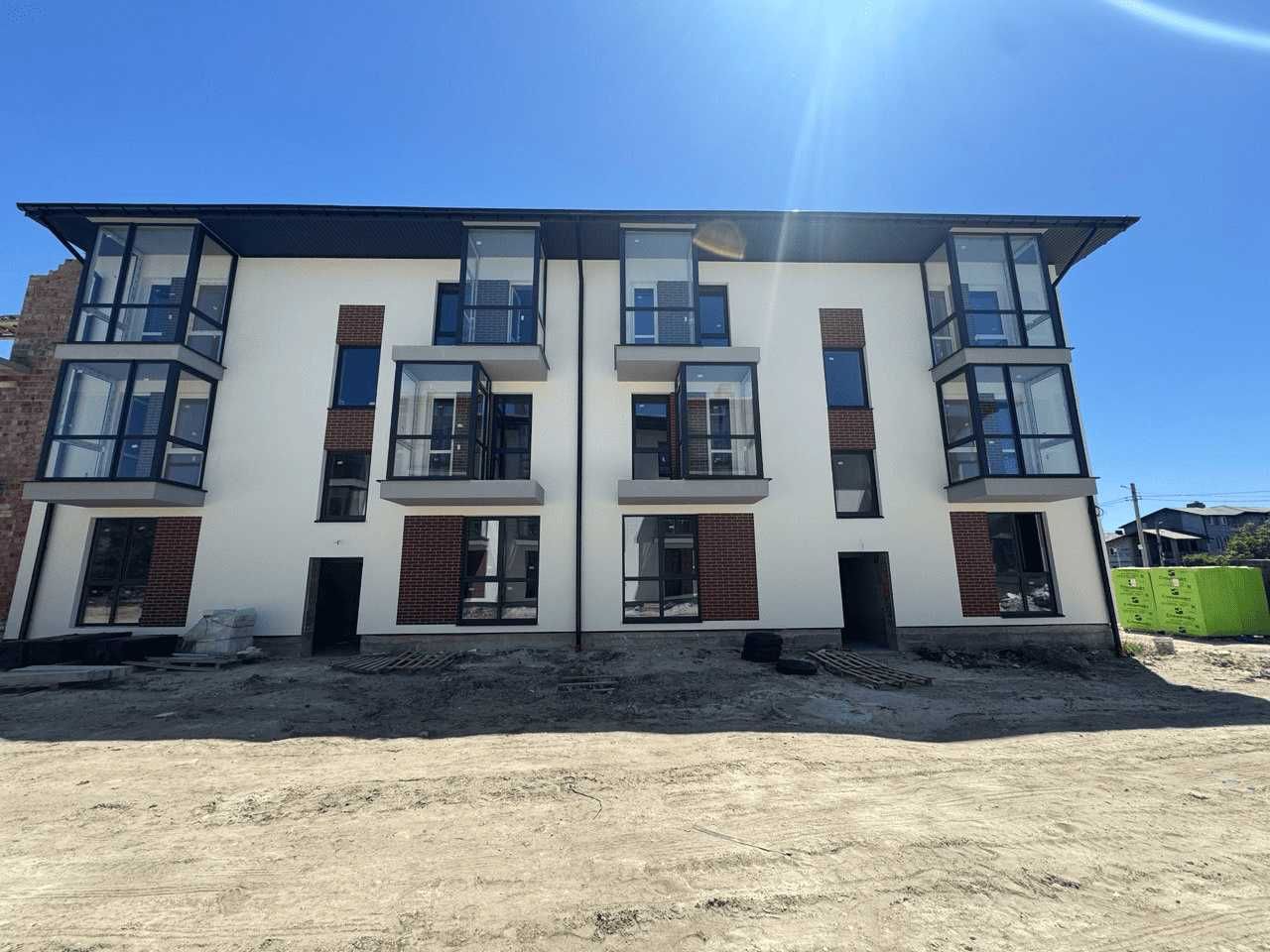 Продаж 2 кімнатна Винники 4 секція 2 поверх