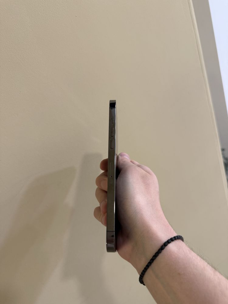 Б/у Iphone 12 Pro Max 256 Graphite зовнішній стан 9/10