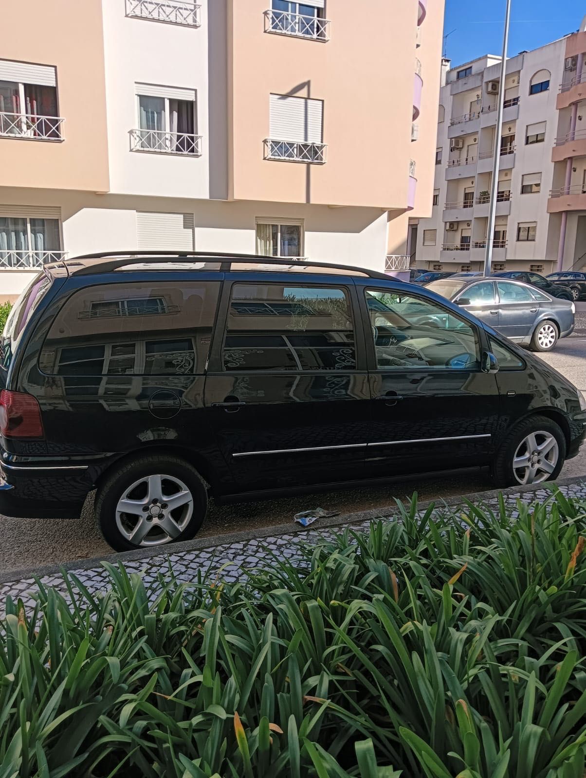 VW Sharan 2.0 bluemotion  em muito bom estado