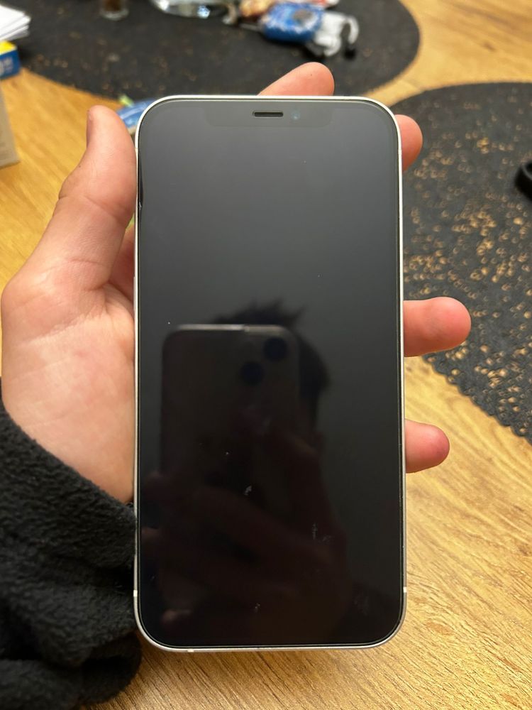 Iphon 12 stan dobry
