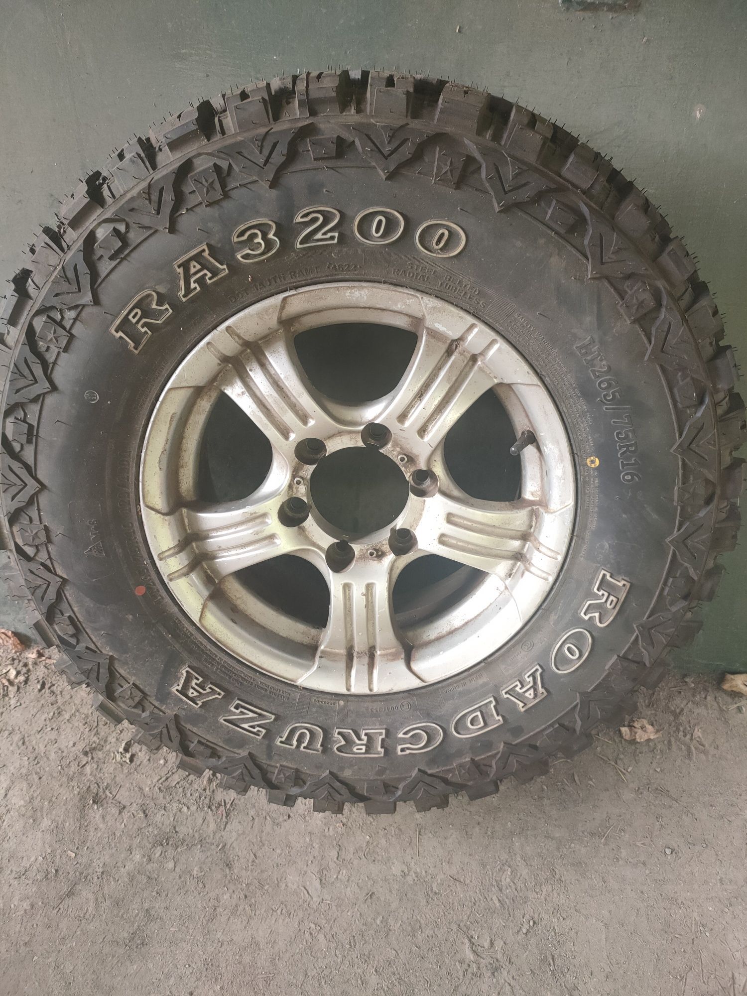 ROADCRUZA RA3200 265/75/r16