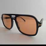 Okulary przeciwsłoneczne Tom Ford Falconer FT0884 czarne różowe