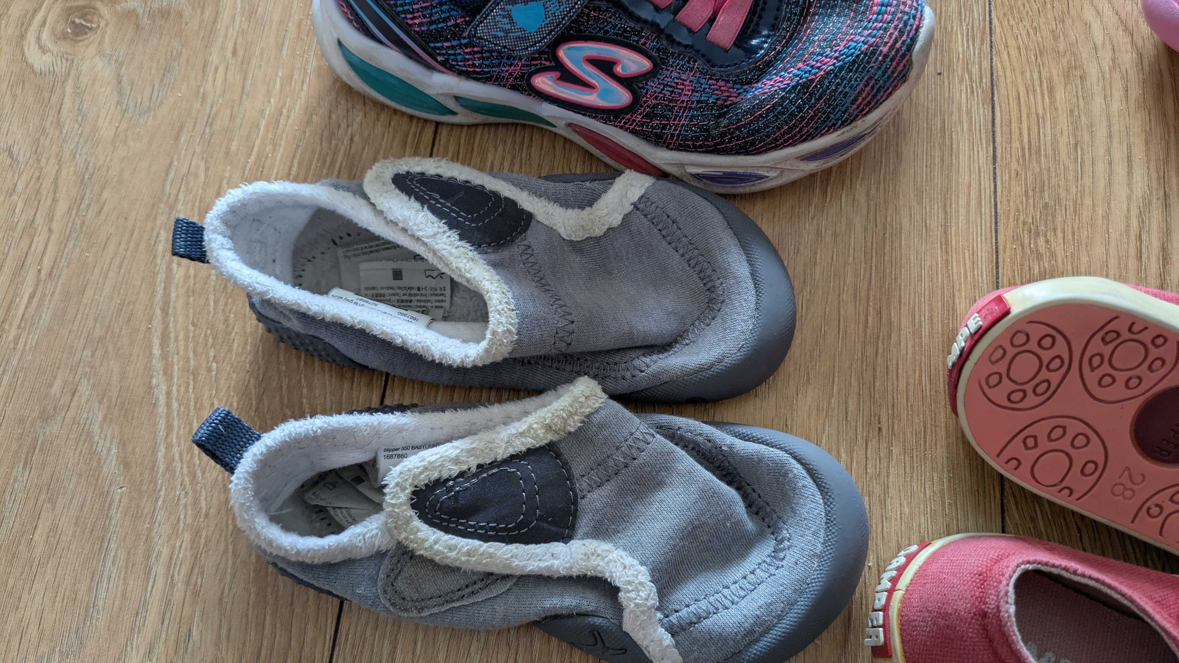 Zestaw butów dziecięcych Camper, Sketchers 26-28