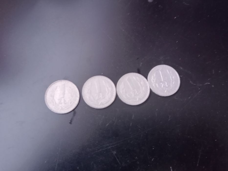 Sprzedam monety 1 zł z czasów PRL-u