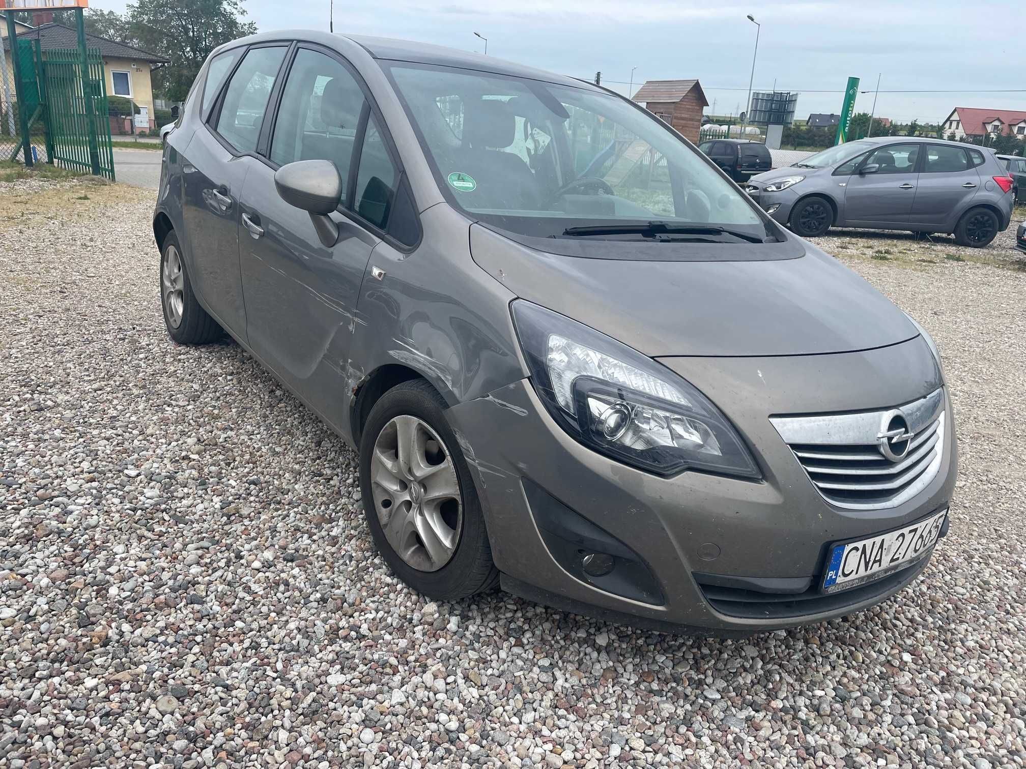 Opel Meriva 1.4T Navi Panorama dach