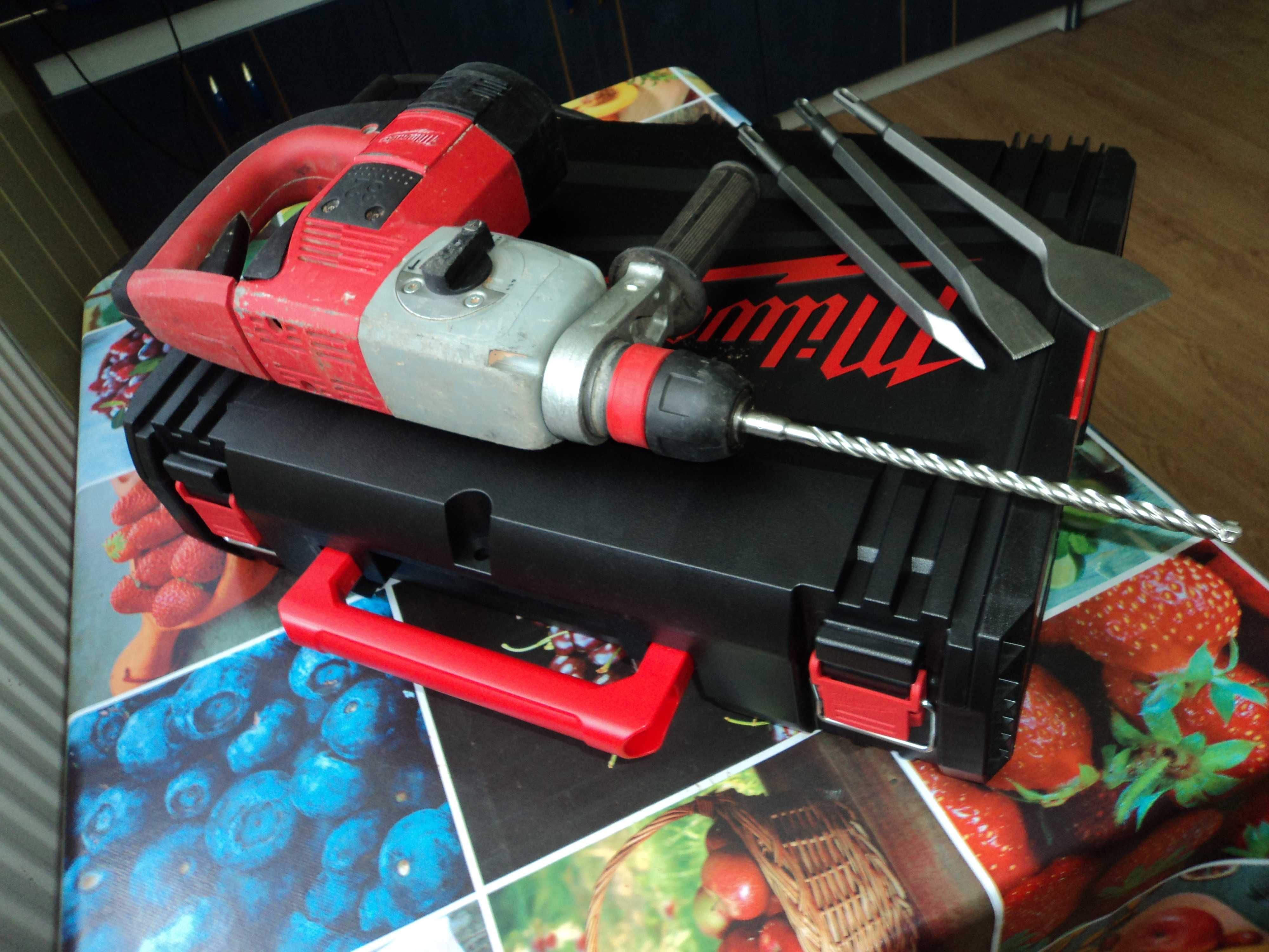 Milwaukee Plh32xe mlotow.udarowa 3-funkc.900 w 3.8 j z podkuwaniem kpl
