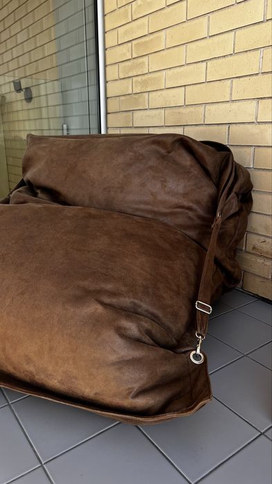 Puffs em pele ecologica