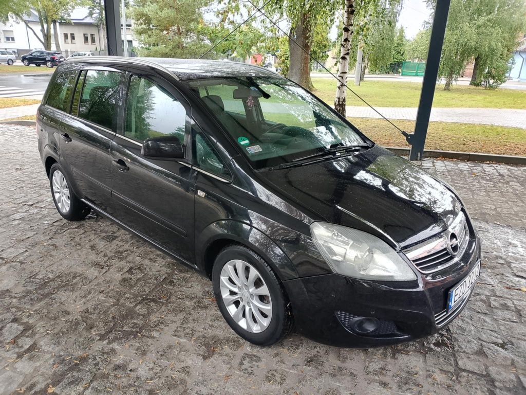Opel Zafira Lift 1.9CDTi 2009r 7 miejsc  259tys