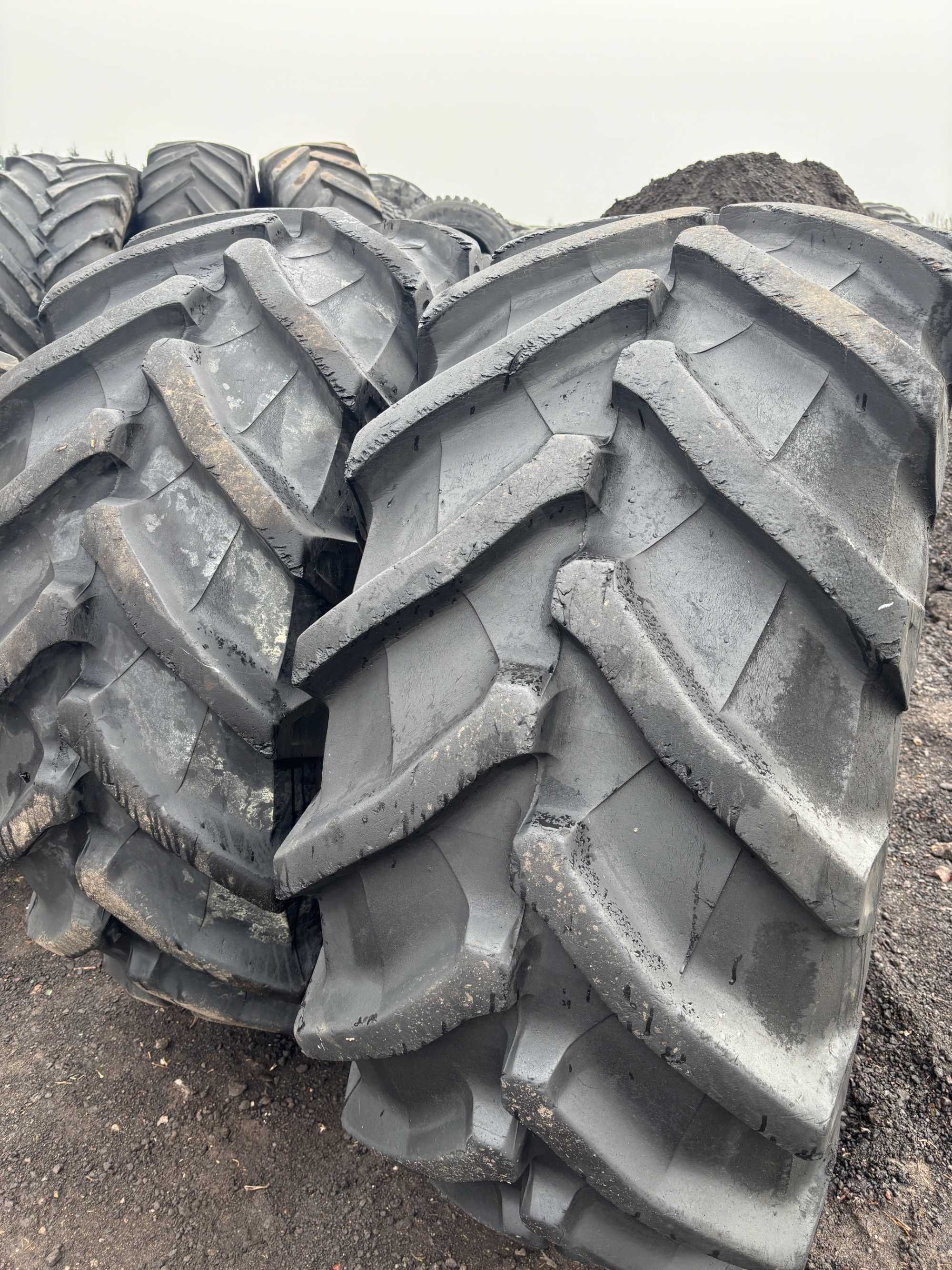 600/65r28 Pirelli 90% bieznik