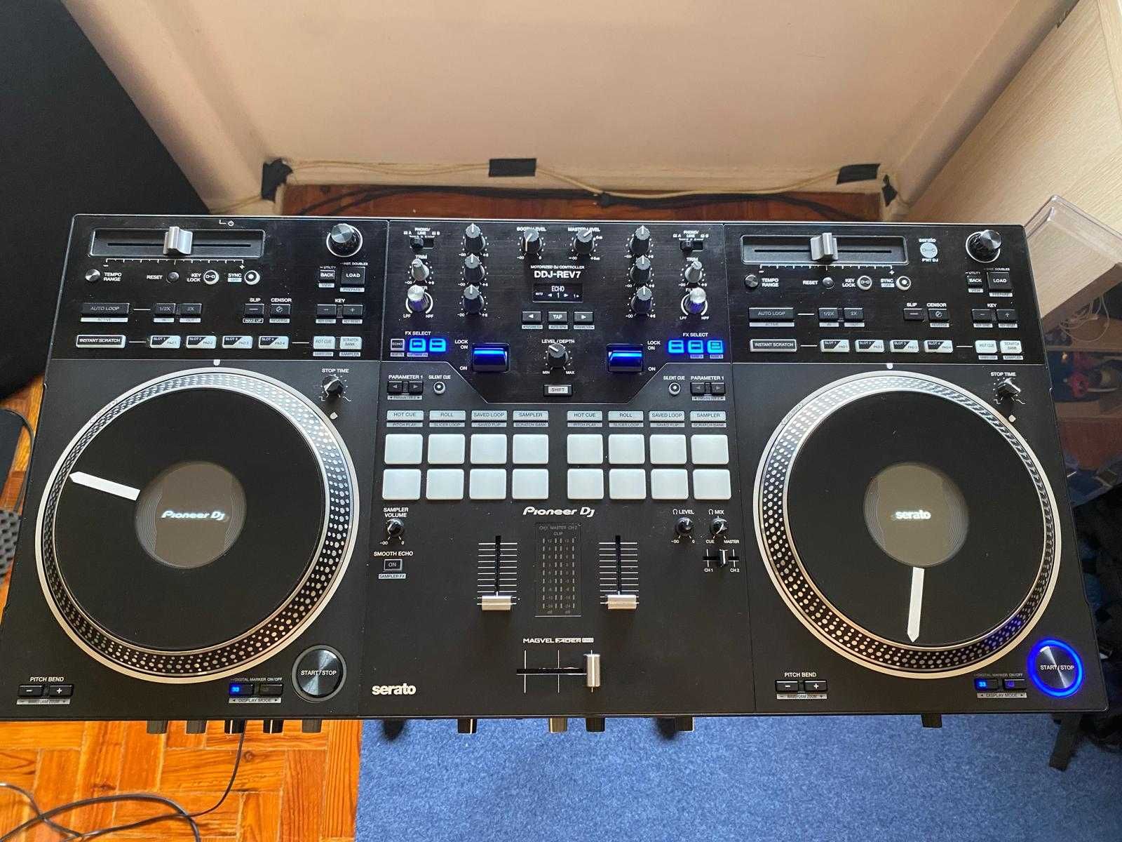 Pioneer DJ DDJ-REV7