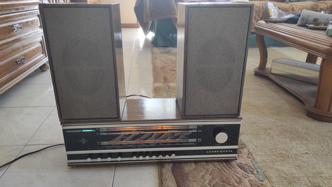 Rádio raríssimo semi valvulado Lower opta stereo LO 11