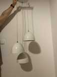 Żyrandol / lampa wiszaca biala.