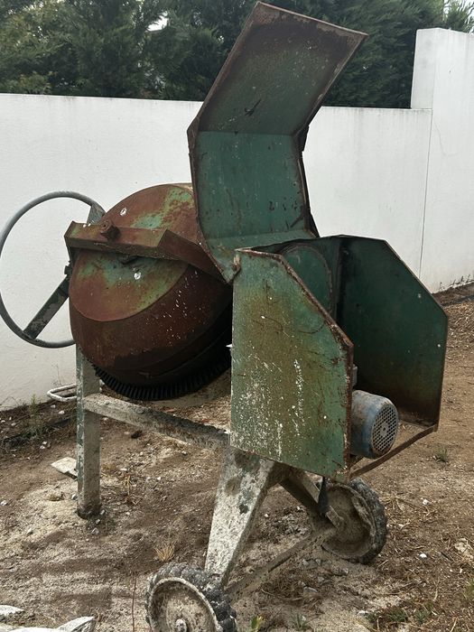 Betoneira usada