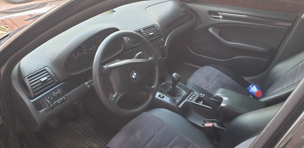 Продам BMW 3 e46