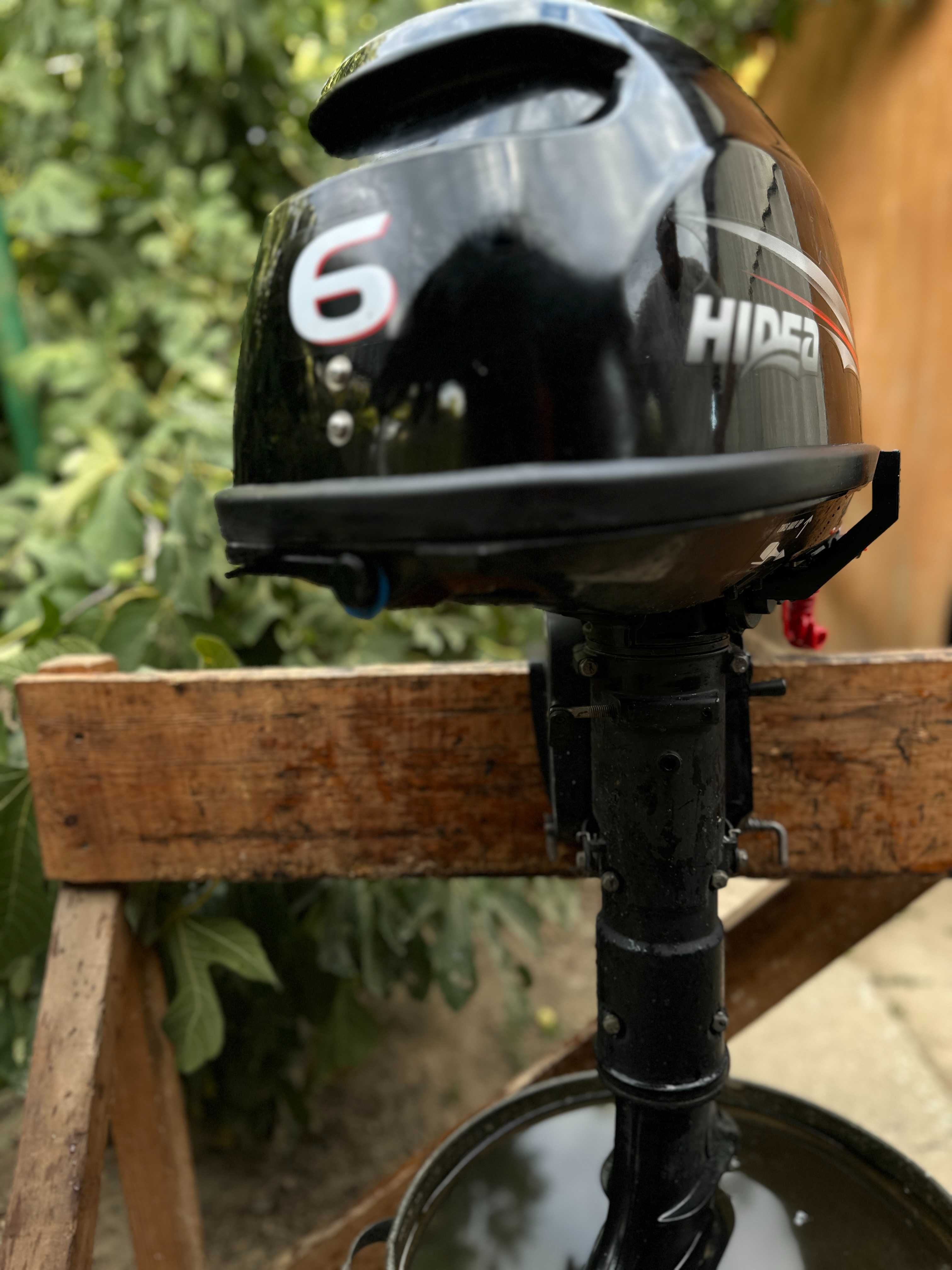 Лодочный мотор Hidea HD6FHS + 12 л бак