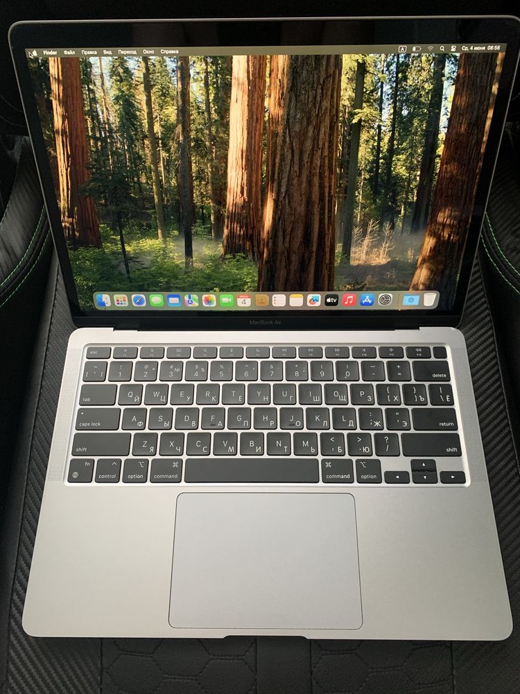 Apple macbook air 13.3 M1 space grey