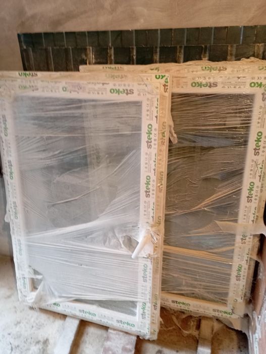 Продам нові вікна 87 на 135 фірма стеко