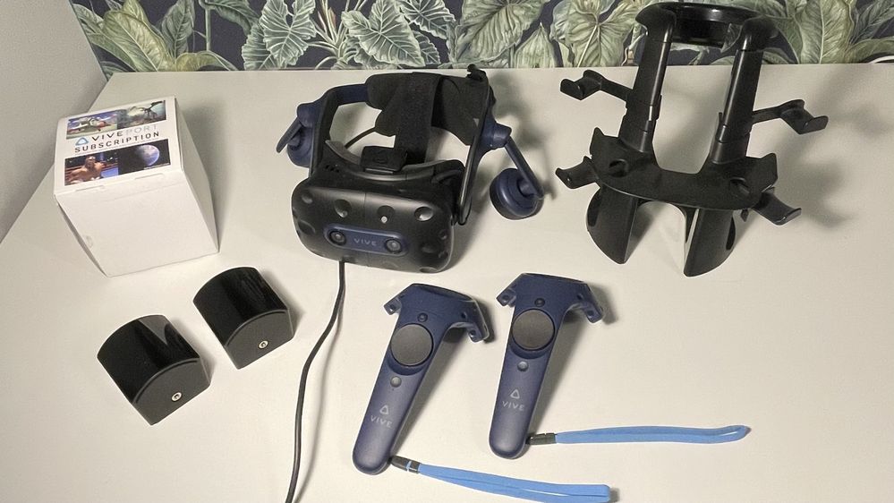 HTC Vive Pro 2 Full Kit | gogle VR + podkładka