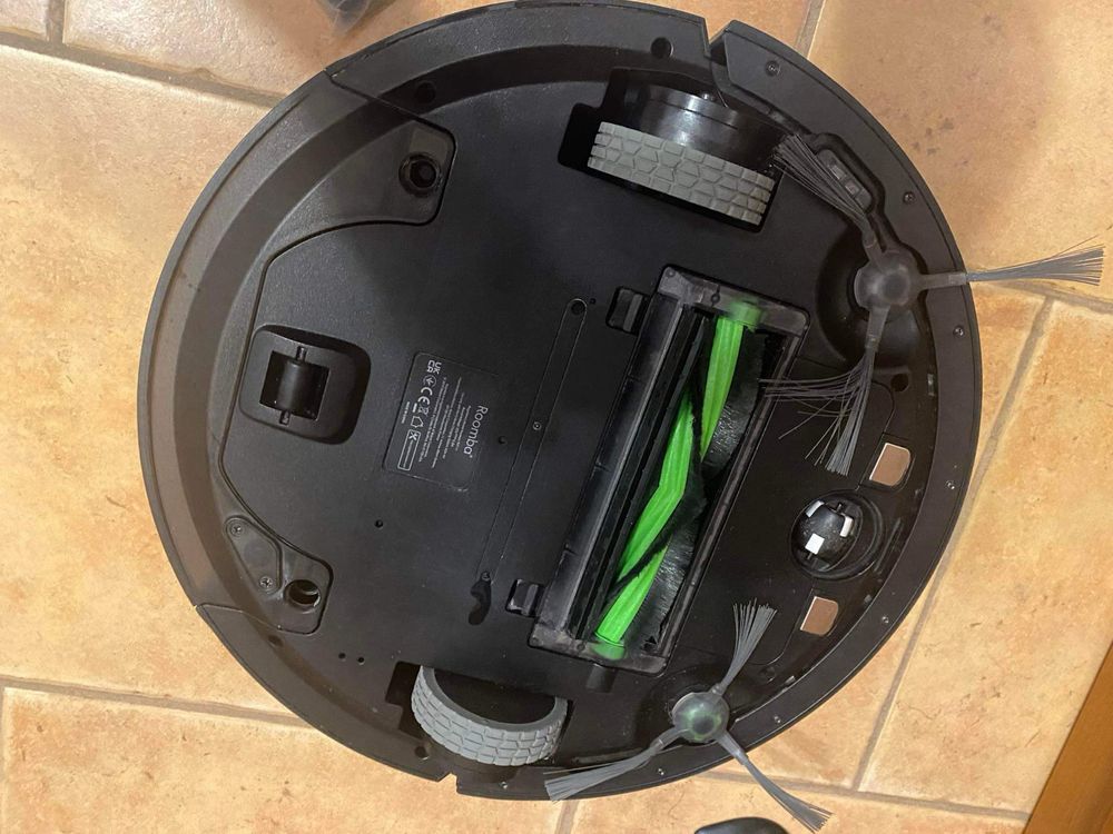 robot sprzątający IROBOT Roomba Combo z dodatkami