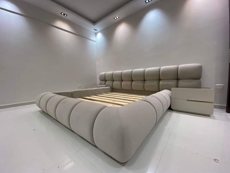 Ліжко королівське велюрове