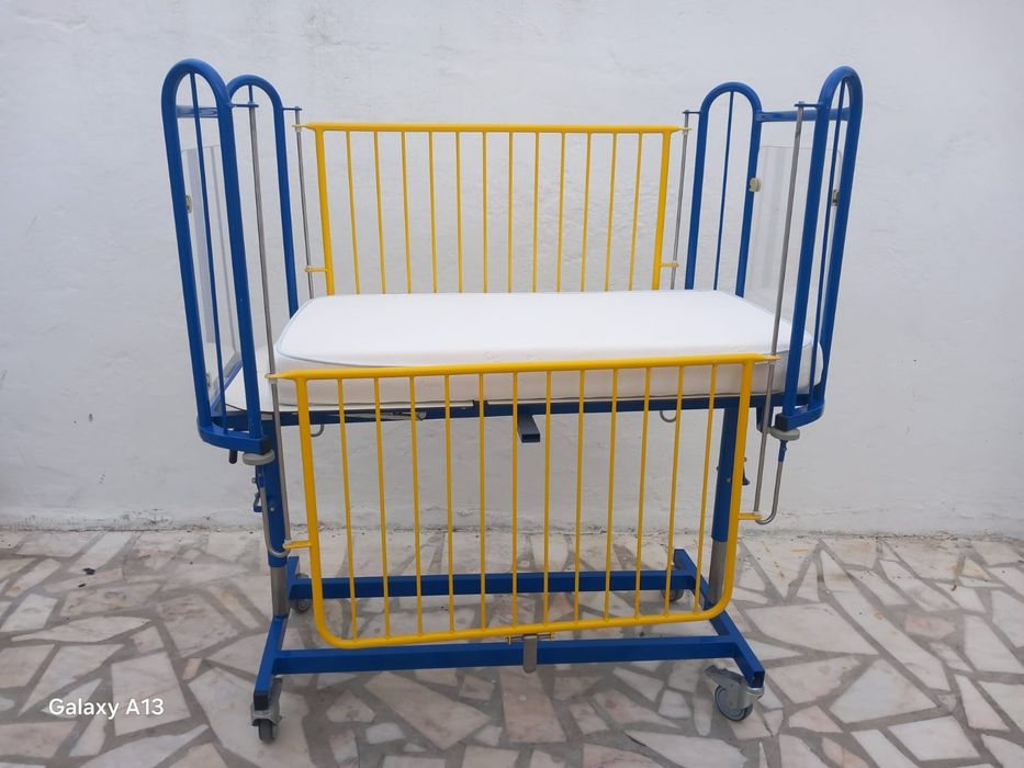 Cama hospitalar pediatrica