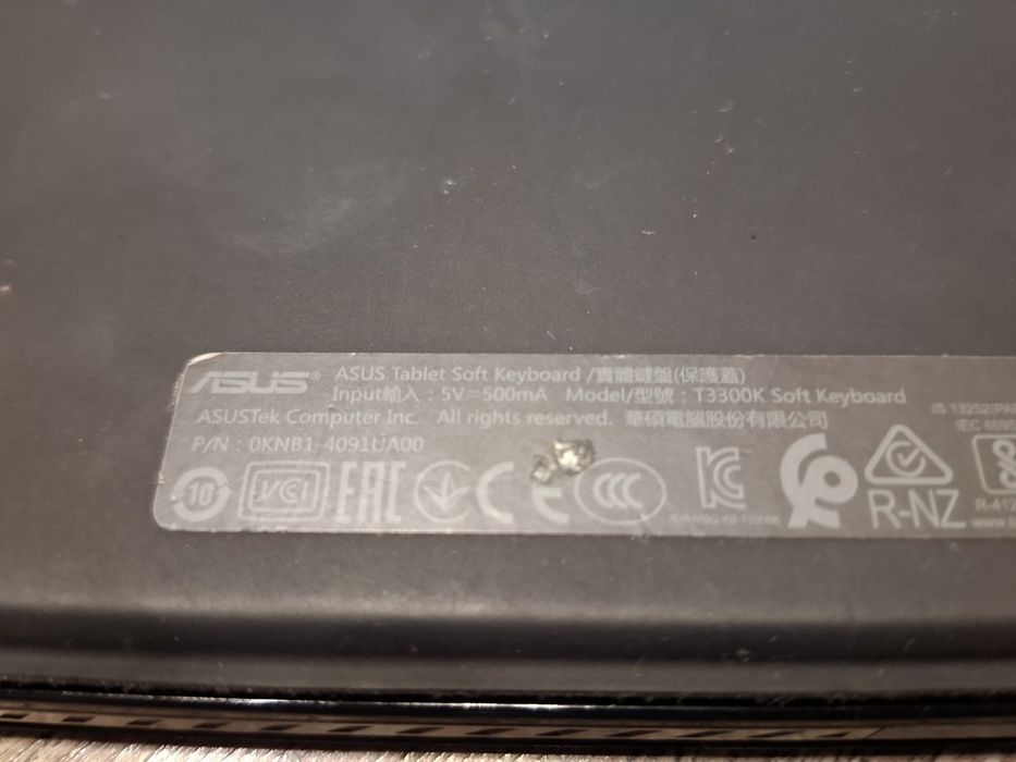 ASUS Vivobook 13 Slate T3300K  OLED 13.3 FHD 1920x1080