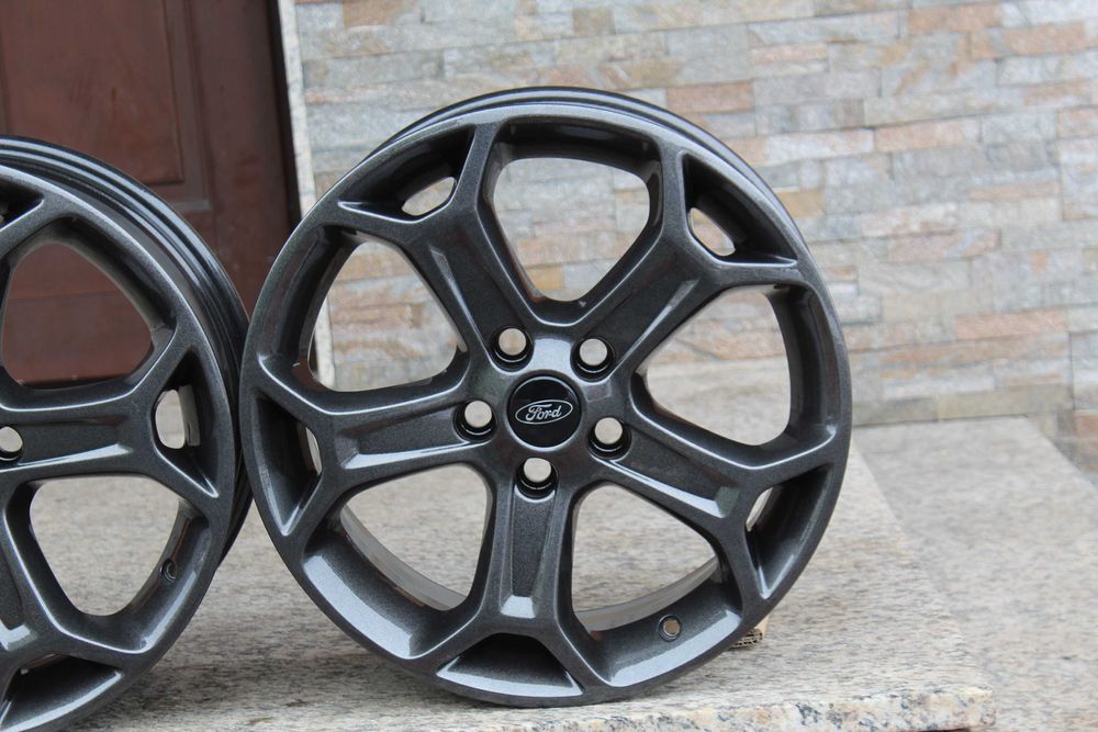 FORD Focus Mk3 Mk4 Kuga Mk1 Mk2 Mk3 Puma VOLVO 5x108 17'' 7,5J ET55