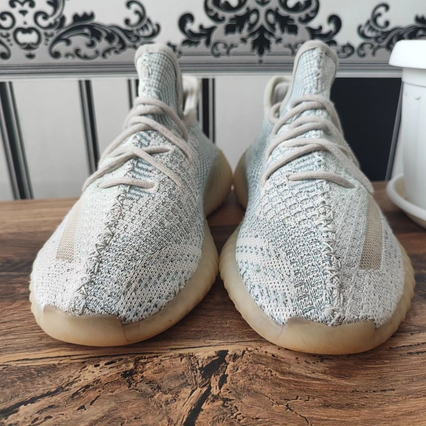 Кросівки Adidas Yeezy Boost 350 V2