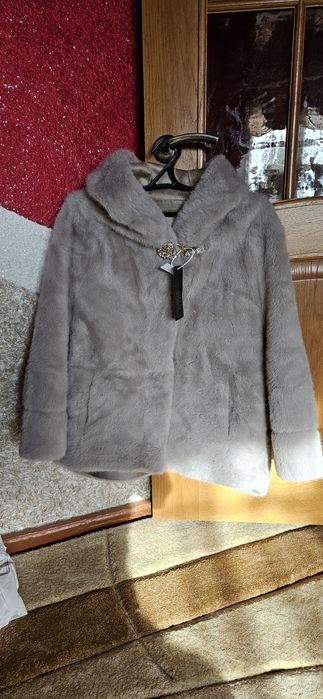 Продам шубку из искуственного меха