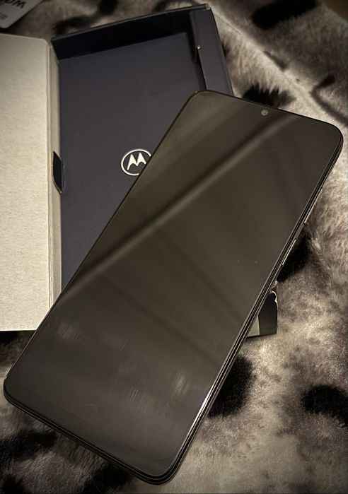 Motorola e22i - 64gb (NOVO) vendo ou troco