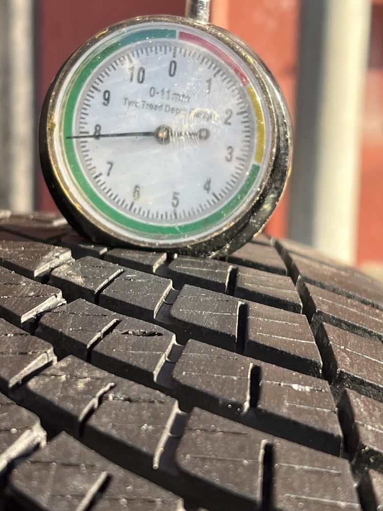 *Opona Goodyear 225/55/18 pojedynka super stan