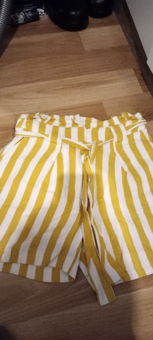 Spodenki z wysokim stanem