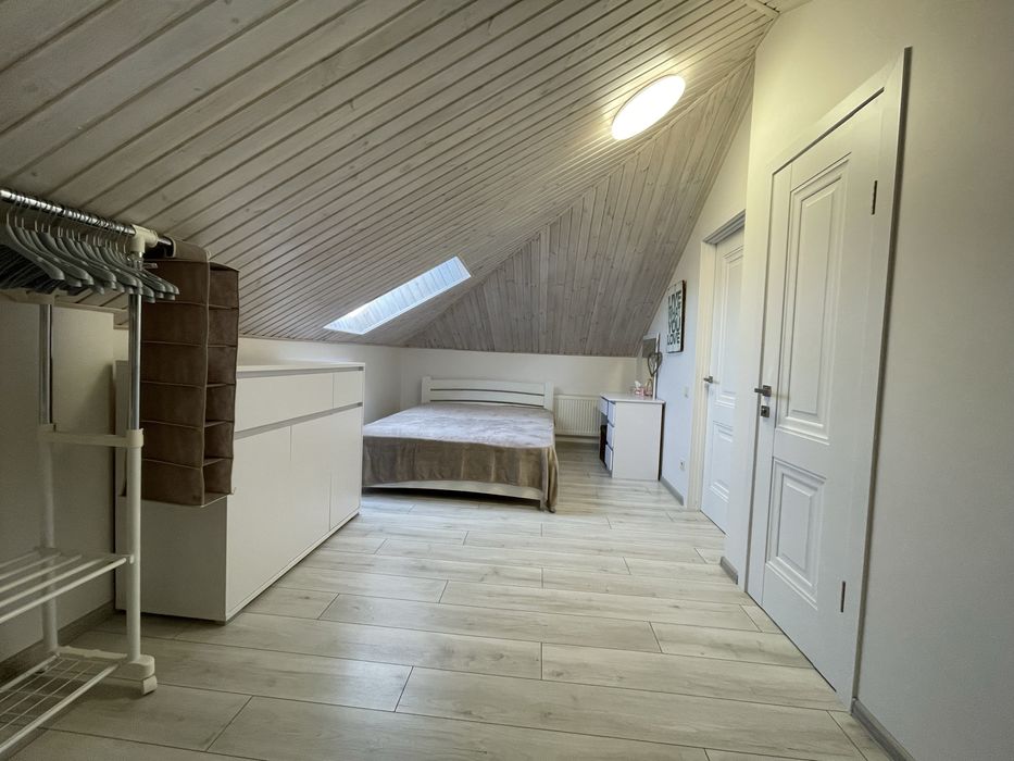 Нові Петрівці. Таун Хаус з ремонтом