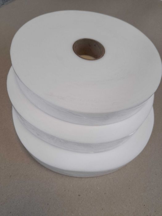 Lamówka wigofil fizelina 30 mm biała 150 m
