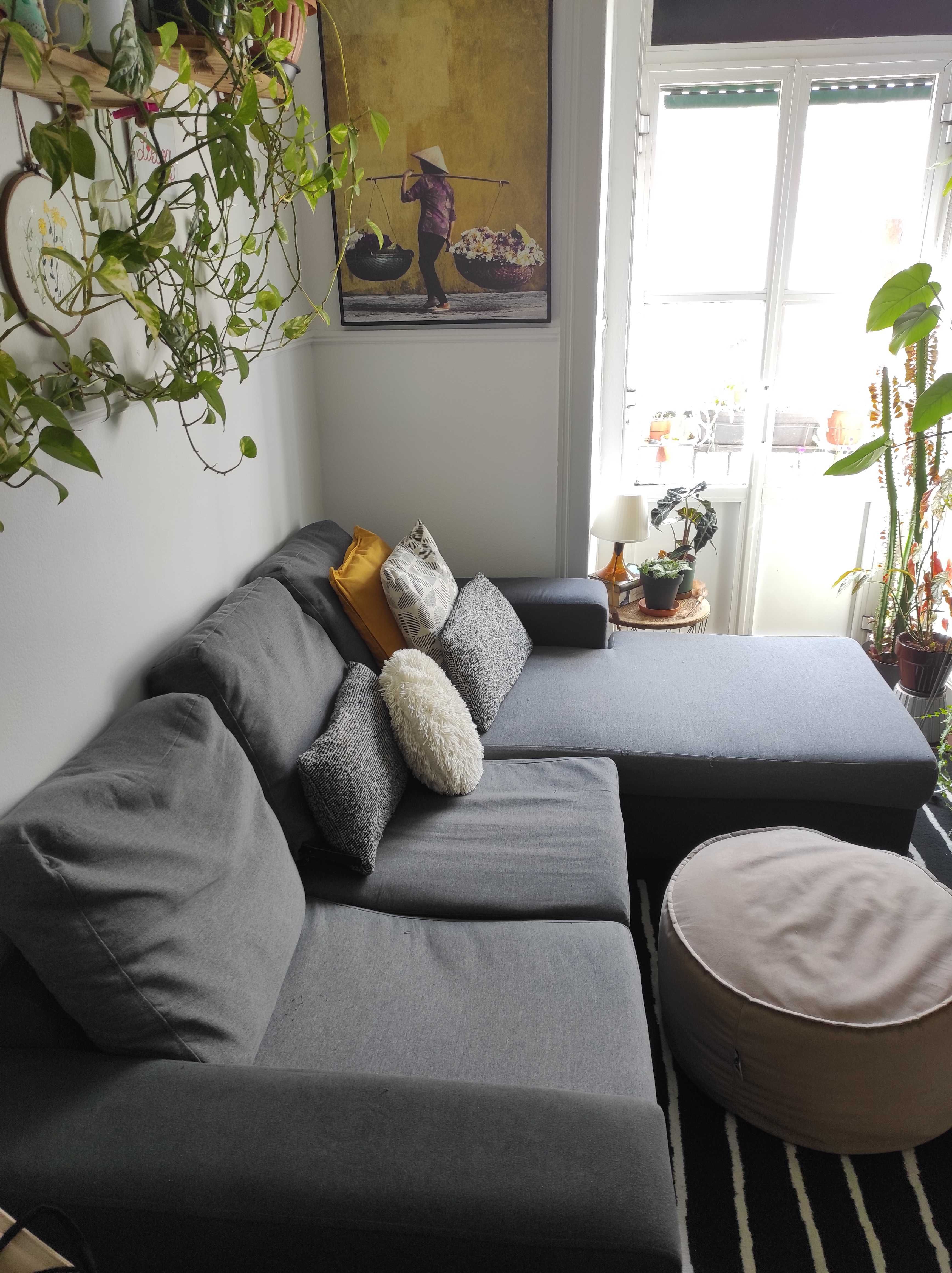 Sofá chaise lounge cinza