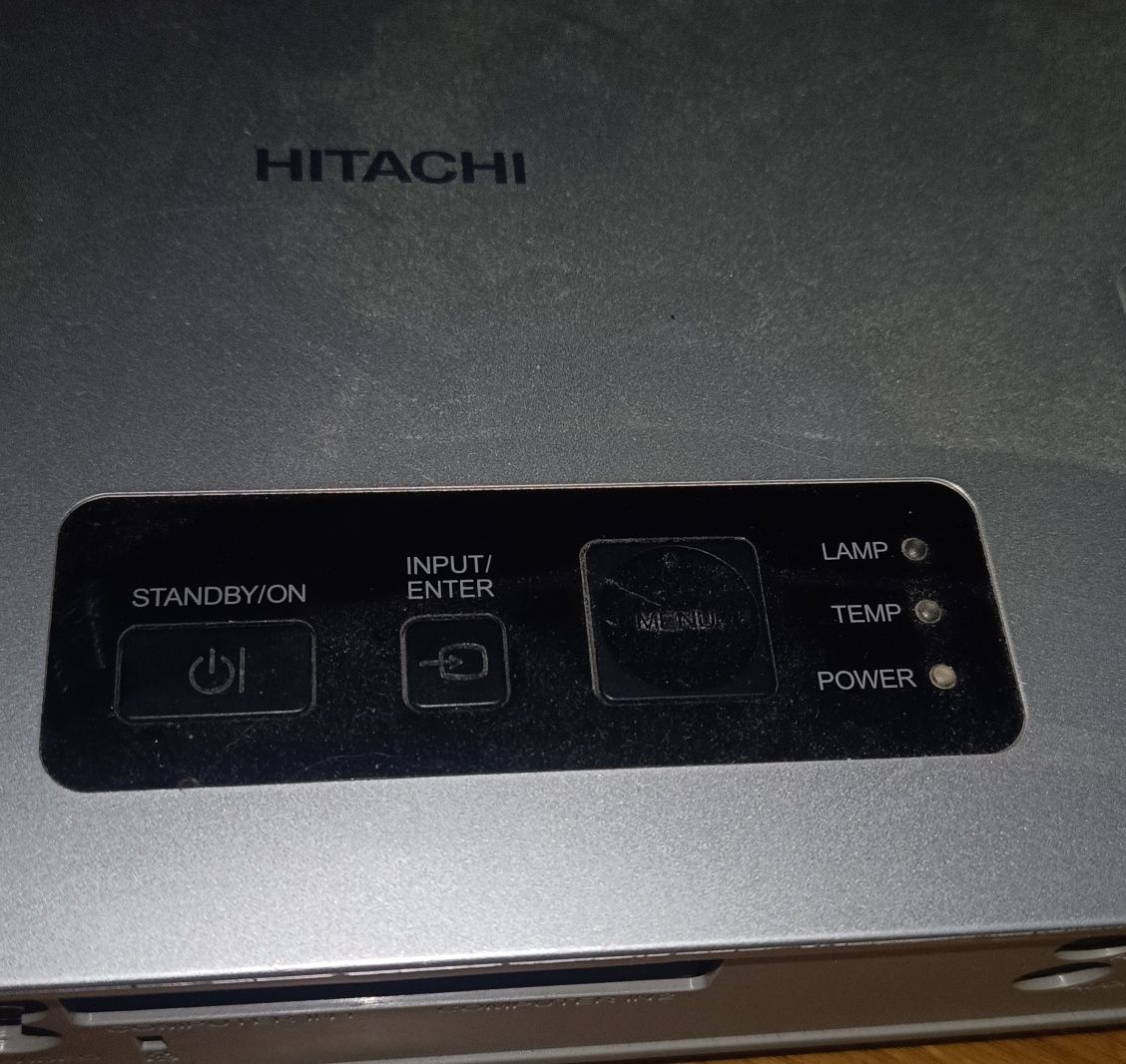 Mobilny Projektor Rzutnik Hitachi CP-RX70 XGA
