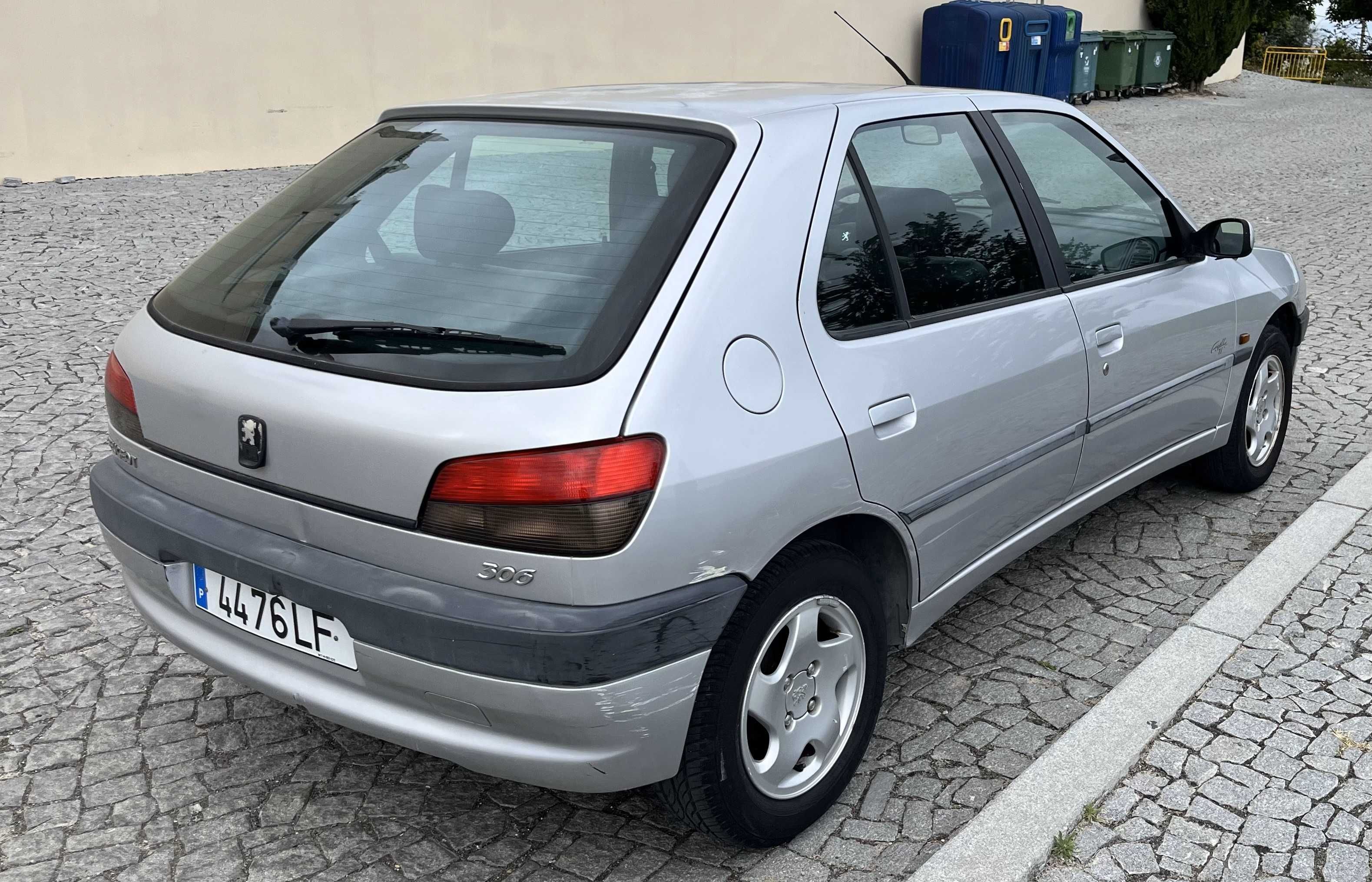 :: Peugeot 306 Griffe 1.4 Gasolina ::