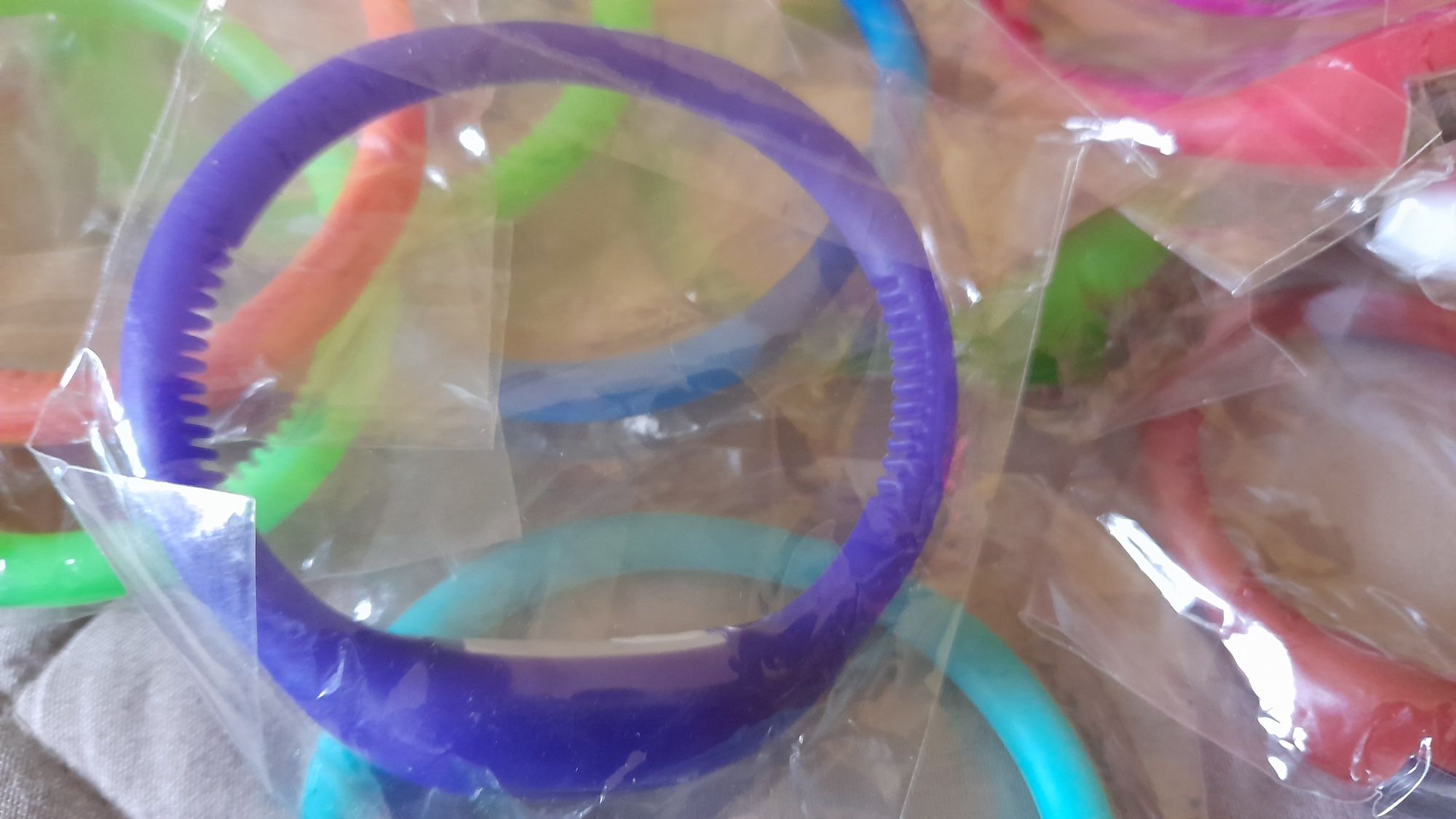 Relógios sortidos em silicone