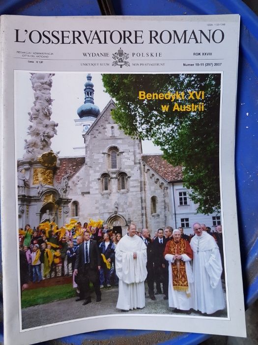 Literatura kościelna, religijna. Gazety L'osservatore romano
