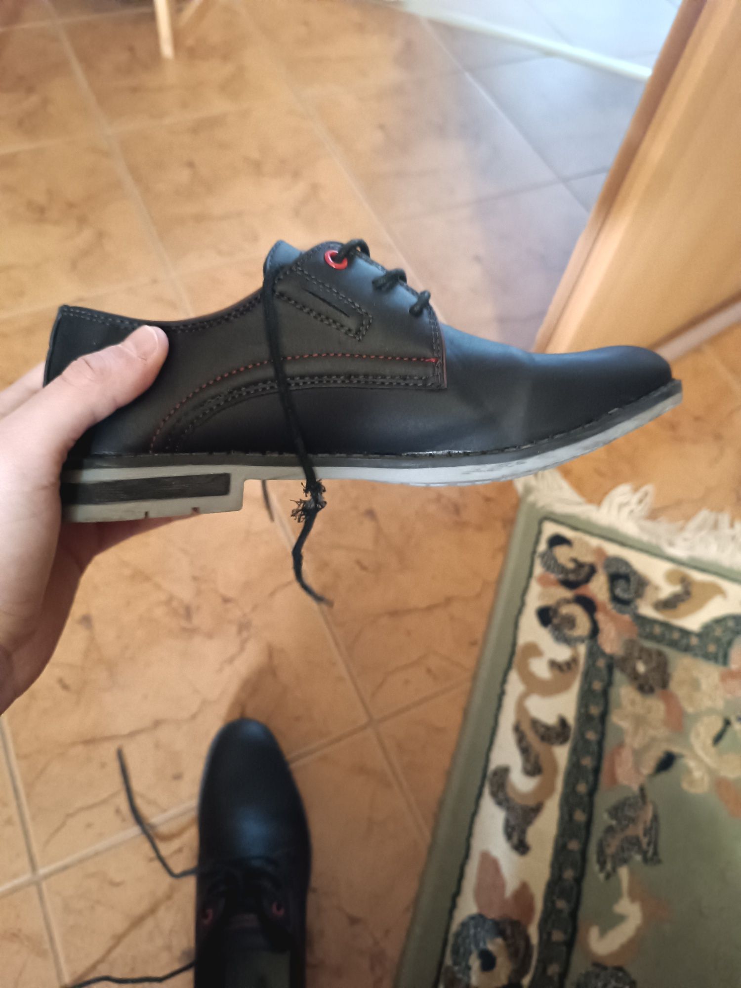 Buty wizytowe r.37