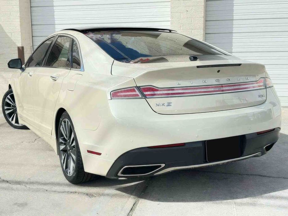 Lincoln MKZ Hybrid Reserve      2018