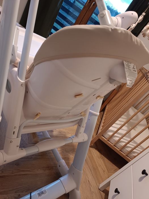 Caretero Indigo, krzesełko do karmienia i huśtawka 2w1,