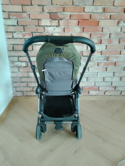 Sprzedam wózek spacerowy