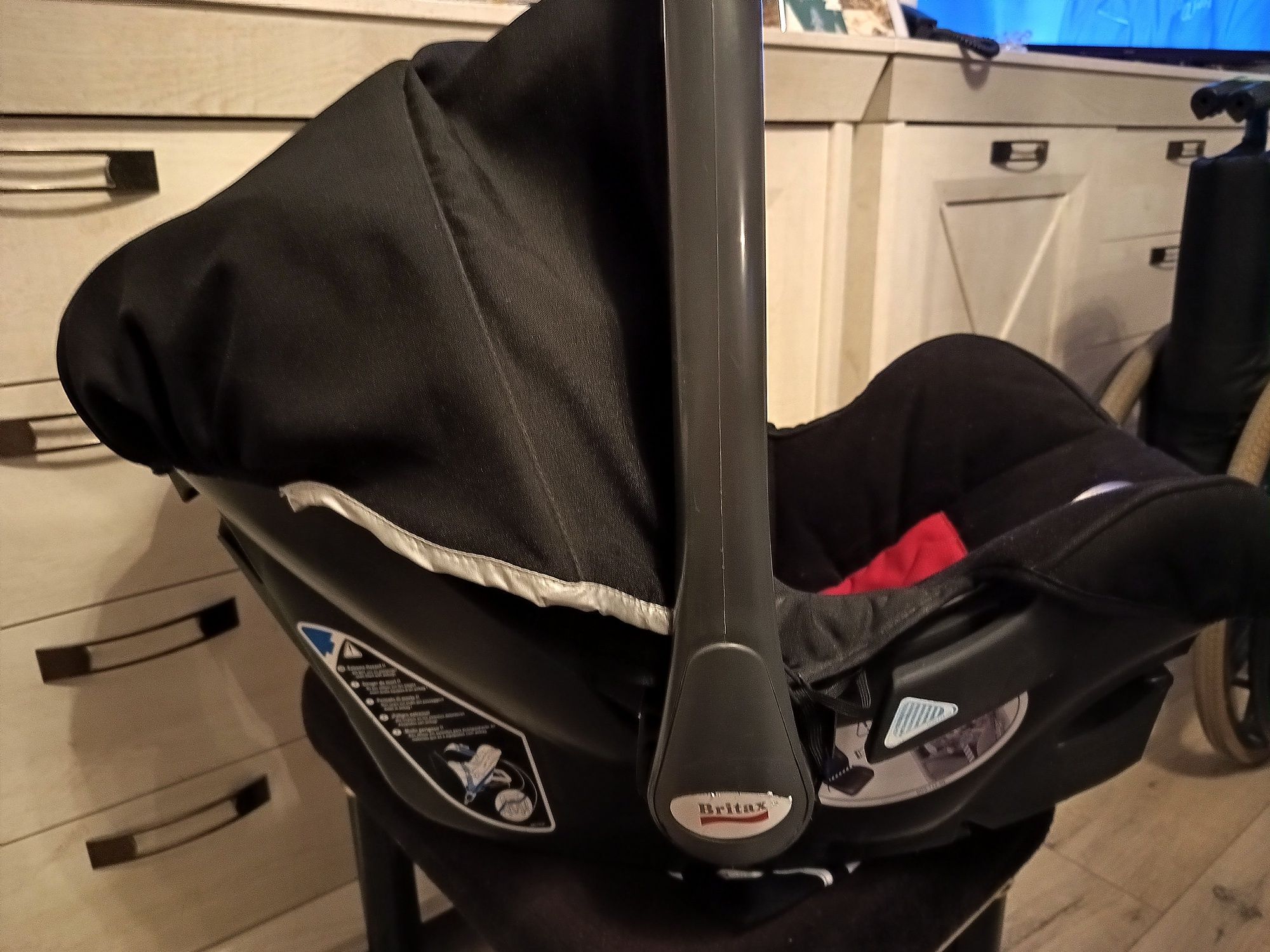 Fotelik samochodowy Britax nosidełko 0-13 kg