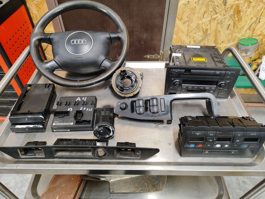 Audi a4 b6 B7 radio cupholder kierownica osłony prowadnic panel klimy