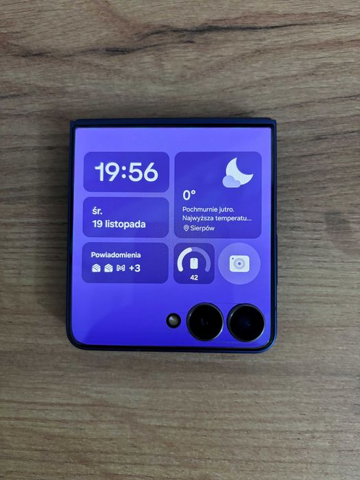 Sprzedam Samsung Galaxy Z Flip7 256GB/12GB