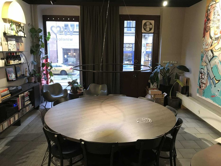 Stylowy drewniany stół okrągły na 12 osób | Poznań